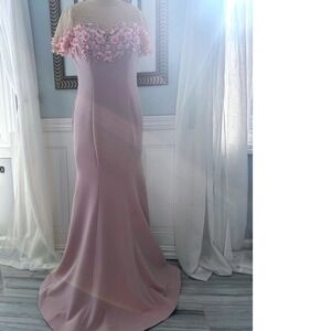 Mac Duggal Mauve Beaded Illusion Neck Floral Pearl Mermaid Gown Size 4